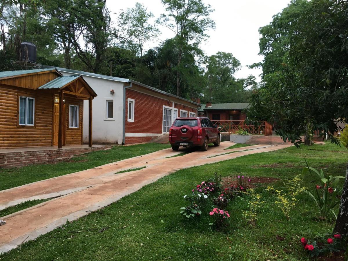 Posada Enki ปูแอร์โตอีกวาซู ภายนอก รูปภาพ